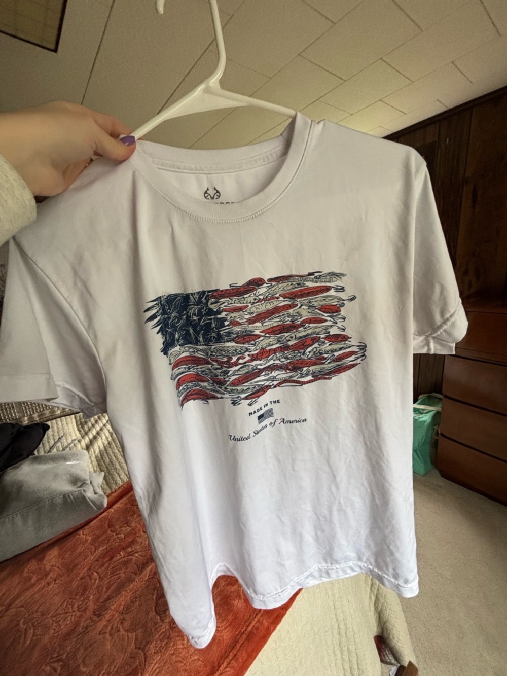 Realtree White Graphic American Flag T-Shirt